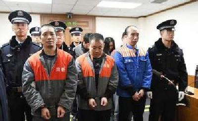 北京最大规模考研作弊案二审维持原判：6人获刑