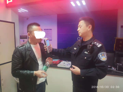 一男子酒后驾驶还斗殴，荆州民警将严肃处理......