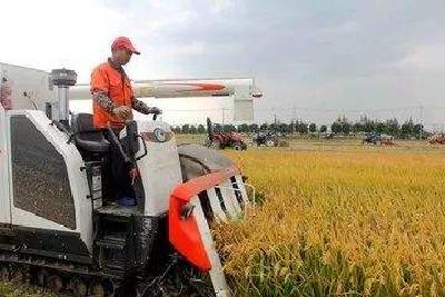 湖北农民注意：报废农机可领取补贴了!最高领1.8万元