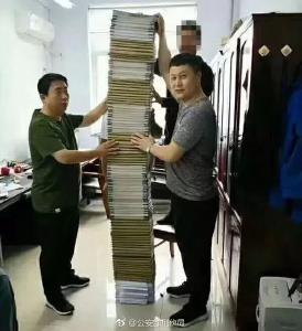 最悲伤的合影！万家团圆时，别忘了他们……