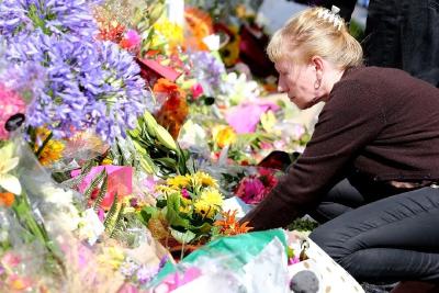 新西兰枪击事件已致50人死亡 嫌疑人曾接受枪击训练