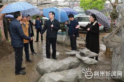 吴朝安调研松滋宣传思想文化工作时强调加快推进县市“两中心”建设