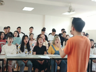 唱响荆州好声音！5月31日长江大学《我和我的祖国》合唱音乐会