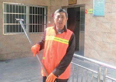 【劳模坚守故事】张邦福：36载甘做城市“清道夫”