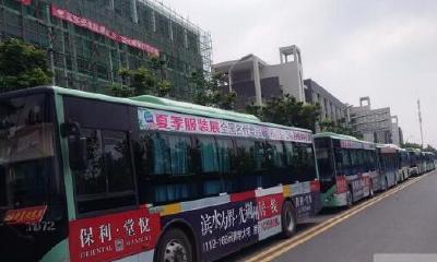 随时增调车辆 荆州110多台公交车全力“护航”高考