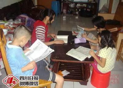 励志！那三个在街头擦鞋的小不点儿，如今全都考上一本