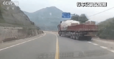 这二等功给的，谁不服？！