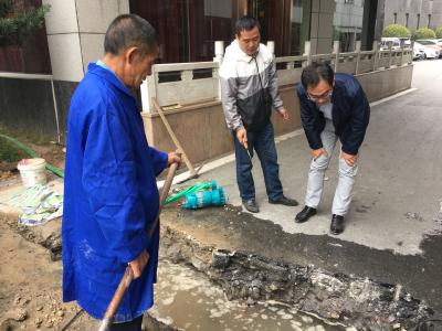 国庆我在岗丨紧急抢修破损管道 保障居民用水