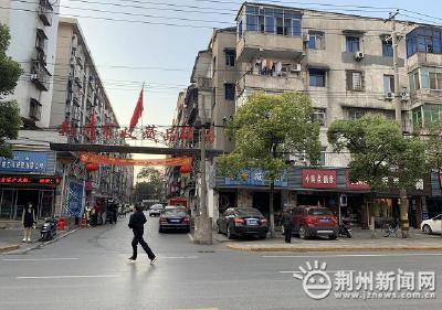 瘾君子合伙盗窃苹果手机 没料到三天后就被抓