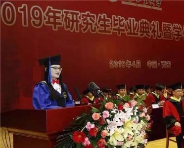 湖北这位90后姑娘，令董卿落泪！