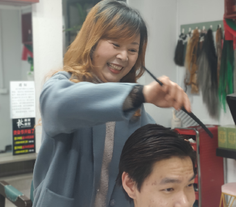 小爱汇聚成大爱 “义工”郭强点赞好人