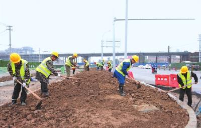 荆州大道刷黑工程已完工 配套工程预计12月底完工  