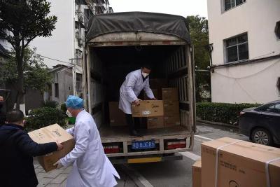 社会各界驰援荆州中医，应急防护物资仍然短缺