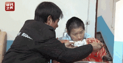 眼泪又没忍住…生活不易，幸好有你！