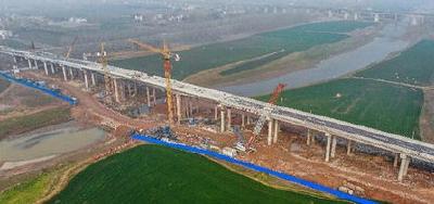 318国道改扩建工程荆州段新万城大桥计划春节前临时性通车