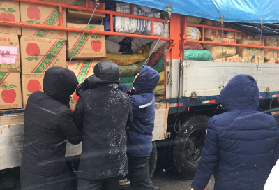 雪中送鲜！ 广东40吨海产品驰援荆州