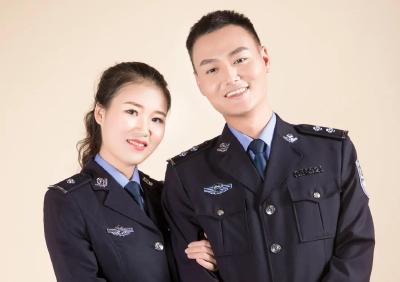 章旭、汤小艳：抗疫战场上的“藏蓝夫妻档”