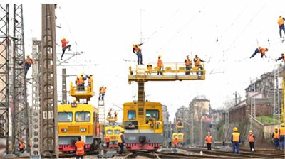 全国铁路开展大规模设备集中整修 6月30日前基本完成