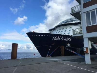 全球确诊超344万，德国“迈希夫三号”邮轮8名船员确诊