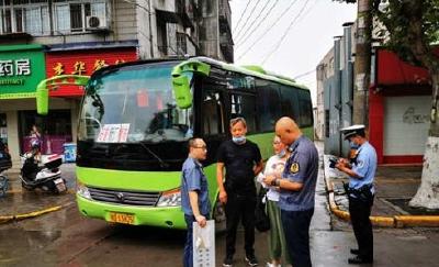 荆州运管端午假期安全运送旅客9.55万人次