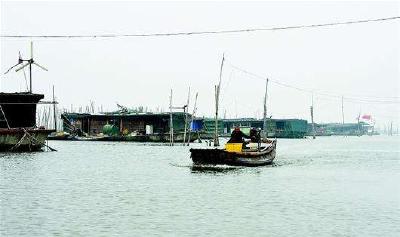 长江湖北段加紧推进禁捕工作 洪湖妥善安置上岸渔民 