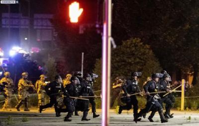 美国22个州疫情反弹，多名国民警卫队士兵确诊 