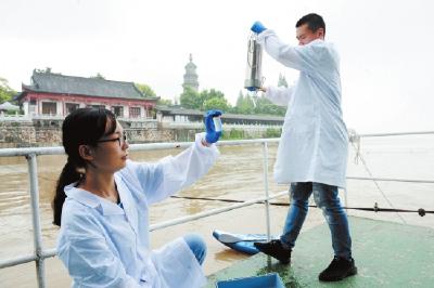 荆州水务集团：加强水质监测 保障自来水安全供应