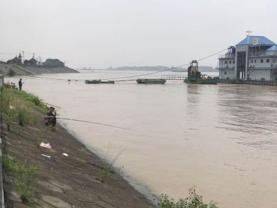 受强降雨影响 “长江2020年第1号洪水”形成