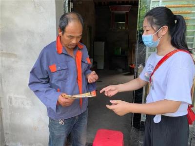 石首市以“五进”为抓手开展民法典学习宣传活动