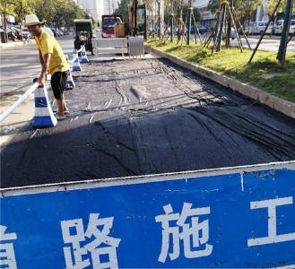 荆州68条道路纳入城市道路维修计划