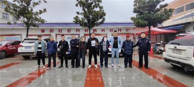 顺藤摸瓜，荆州区警方迅速破获系列扒窃案