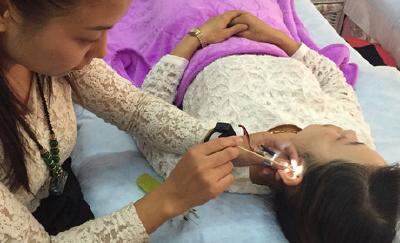 小心掏耳不当，诱发外耳道炎