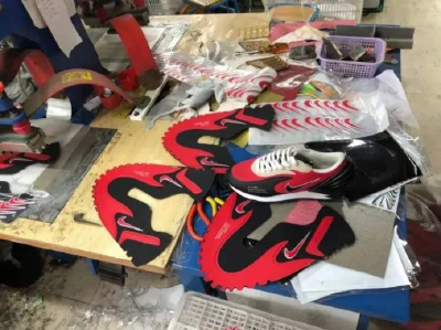 涉案1.2亿元！上海警方侦破特大假冒耐克品牌运动鞋案