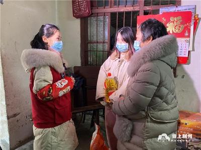 沙市区解放街道主动服务，温暖返乡人员