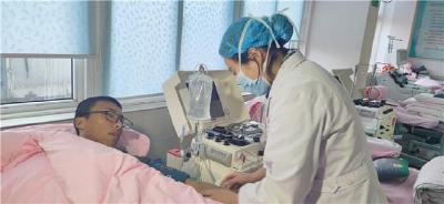 每天缺口12000毫升，荆州冬季临床用血紧张@爱心人士，撸起袖子来献血！
