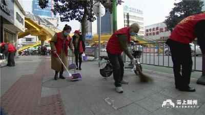 荆州“四大家”领导走上街头开展爱国卫生运动