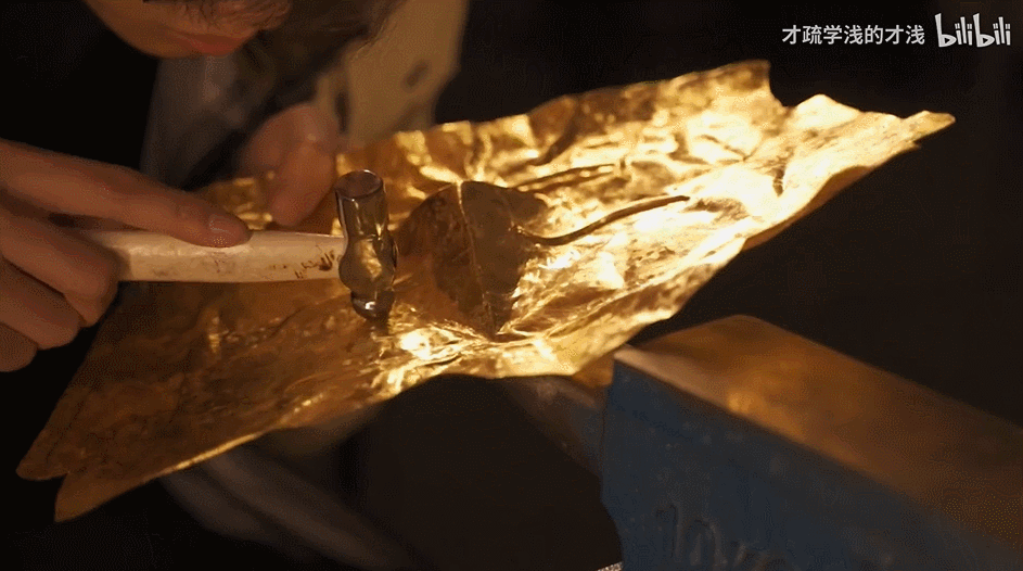 小伙用15天花20万元“复原”黄金面具，制作过程震撼人心！