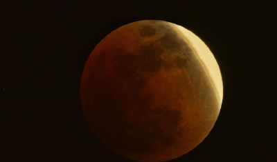 罕见天象“超级血色月全食”登场在即 引发全球“逐月潮”