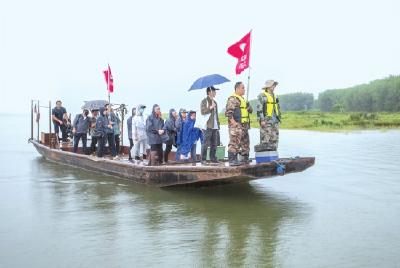 第一届中国长江江豚栖息地巡护员竞技赛在监利举行