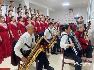 文艺节目轮番轰炸！明晚一起去荆州东门金凤广场凑热闹……