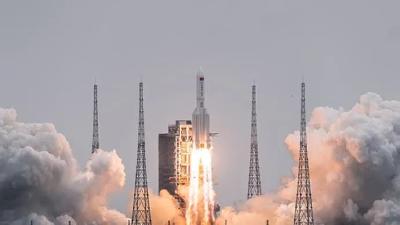 长征五号末级再入大气层，大多烧蚀销毁