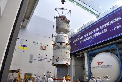 原来，神舟13号飞船也已待命