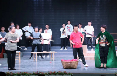 荆州大型原创红色题材汉剧《红军树下》25日公演