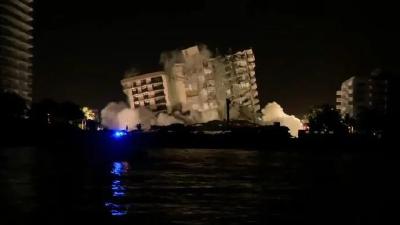 美国公寓倒塌的第11天，剩余楼体被引爆