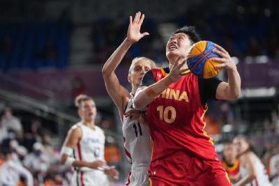 创造历史！中国队夺得女子三人篮球铜牌！