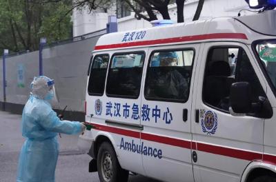 武汉首批7名新冠肺炎患者出院