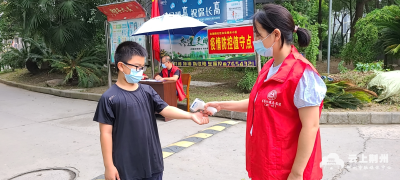 迎战德尔塔丨夫妻携手 同心“战疫”