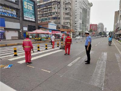 强烈呼唤“开”个行人通道！交警：安排！