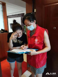 迎战德尔塔丨抗疫志愿者袁函亮：平时是老师，“战”时是“战士”