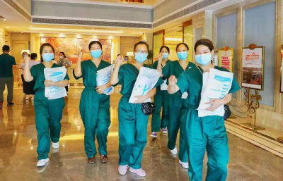 监利组建358名医护团队，紧急驰援荆州开展核酸检测等防控工作